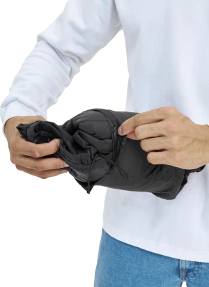 Жилет ДЕМИ стеганый, черный Жил 006